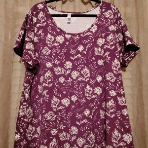 2x Lularoe Classic Tee